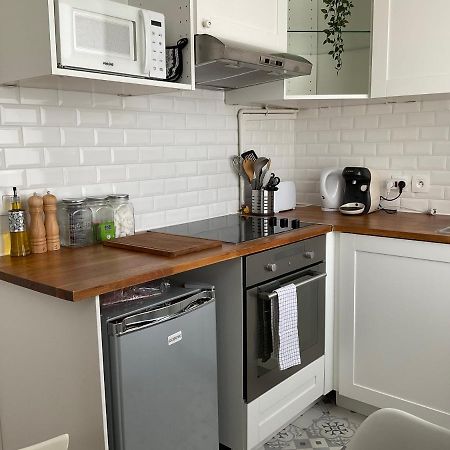 Cosy Studio Paris La Defense Apartment พูโต ภายนอก รูปภาพ